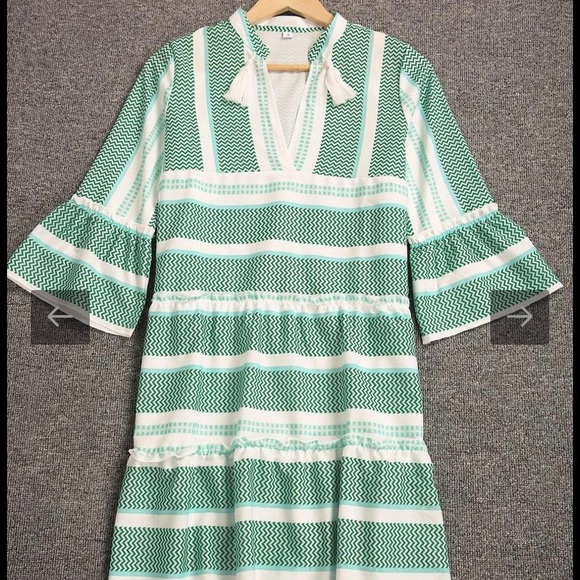 Chic Color Block Print Bell Cuff Sleeve Mini Dress - Picture 2 of 11